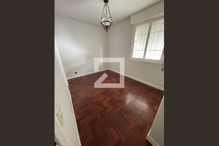 Casa à venda com 400m², 4 quartos e 5 vagas Casa à venda com 400m², 4 quartos e 5 vagasSuíte 4