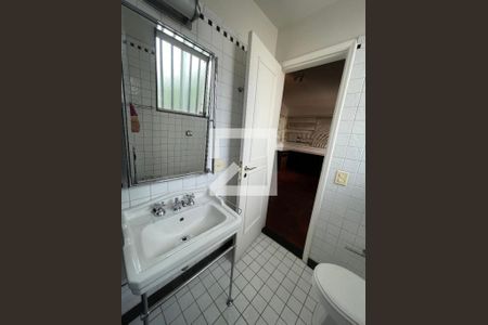 Casa à venda com 400m², 4 quartos e 5 vagas Casa à venda com 400m², 4 quartos e 5 vagasbanheiro da suíte 3