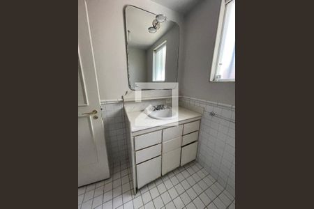 Casa à venda com 400m², 4 quartos e 5 vagas Casa à venda com 400m², 4 quartos e 5 vagasbanheiro da suíte 2