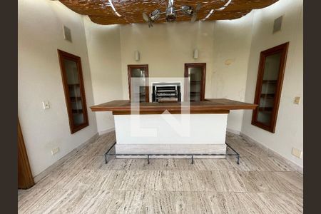 Casa à venda com 400m², 4 quartos e 5 vagas Casa à venda com 400m², 4 quartos e 5 vagasÁrea gourmet