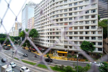 Vista do Quarto de apartamento para alugar com 1 quarto, 36m² em Bela Vista, São Paulo