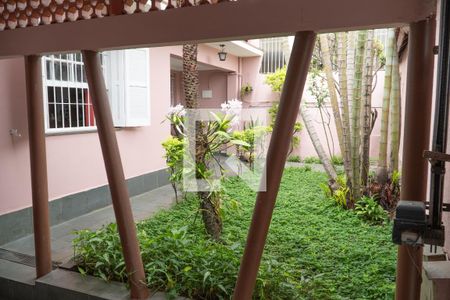 Casa para alugar com 250m², 3 quartos e 4 vagas Casa para alugar com 250m², 3 quartos e 4 vagasGaragem