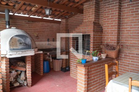 Casa para alugar com 250m², 3 quartos e 4 vagas Casa para alugar com 250m², 3 quartos e 4 vagasChurrasqueira - Quintal