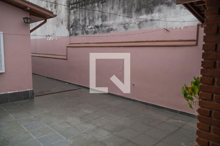 Casa para alugar com 250m², 3 quartos e 4 vagas Casa para alugar com 250m², 3 quartos e 4 vagasQuintal