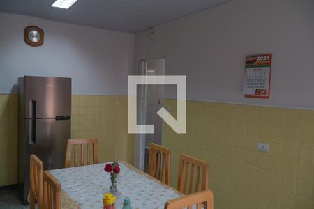 Casa para alugar com 250m², 3 quartos e 4 vagas Casa para alugar com 250m², 3 quartos e 4 vagasCozinha