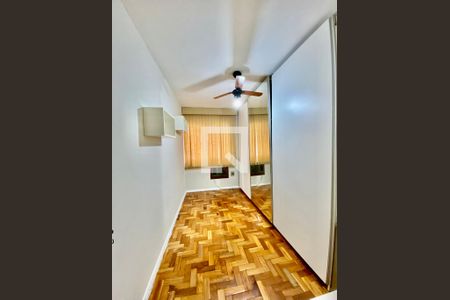 Quarto 1 de apartamento para alugar com 3 quartos, 55m² em Grajaú, Rio de Janeiro