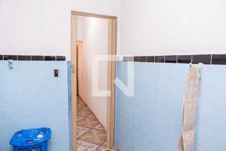 Casa à venda com 140m², 5 quartos e 1 vaga Casa à venda com 140m², 5 quartos e 1 vagaCasa 2: Banheiro