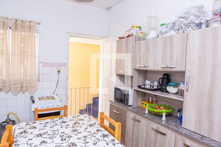 Casa à venda com 140m², 5 quartos e 1 vaga Casa à venda com 140m², 5 quartos e 1 vagaCasa 2: Cozinha