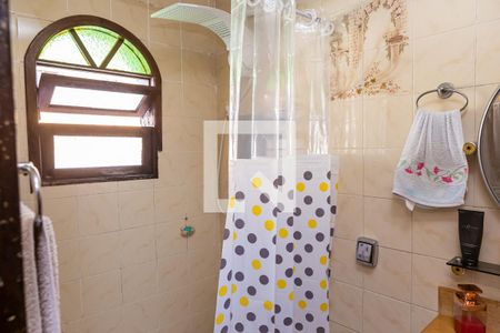 Casa à venda com 140m², 5 quartos e 1 vaga Casa à venda com 140m², 5 quartos e 1 vagaCasa 1 : Banheiro