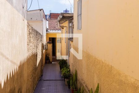 Casa à venda com 140m², 5 quartos e 1 vaga Casa à venda com 140m², 5 quartos e 1 vagaEntrada