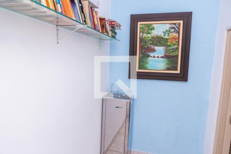 Casa à venda com 140m², 5 quartos e 1 vaga Casa à venda com 140m², 5 quartos e 1 vagaCasa 3 : Corredor