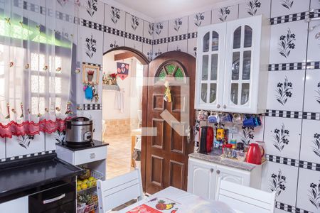 Casa à venda com 140m², 5 quartos e 1 vaga Casa à venda com 140m², 5 quartos e 1 vagaCasa 1 : Cozinha