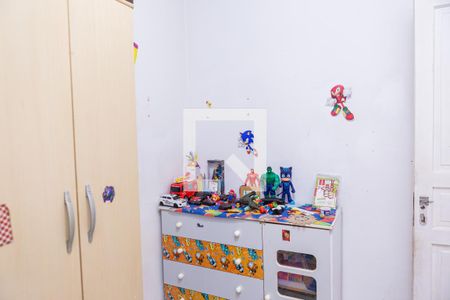 Casa à venda com 140m², 5 quartos e 1 vaga Casa à venda com 140m², 5 quartos e 1 vagaCasa 2: Quarto 2