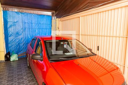 Casa à venda com 140m², 5 quartos e 1 vaga Casa à venda com 140m², 5 quartos e 1 vagaGaragem