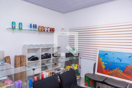 Casa à venda com 140m², 5 quartos e 1 vaga Casa à venda com 140m², 5 quartos e 1 vagaCasa 3 : Sala