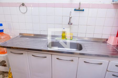 Casa à venda com 140m², 5 quartos e 1 vaga Casa à venda com 140m², 5 quartos e 1 vagaCasa 2: Cozinha