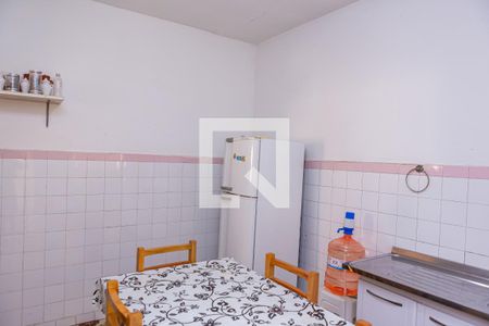 Casa à venda com 140m², 5 quartos e 1 vaga Casa à venda com 140m², 5 quartos e 1 vagaCasa 2: Cozinha