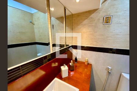 Lavabo de apartamento para alugar com 2 quartos, 134m² em Candeal, Salvador