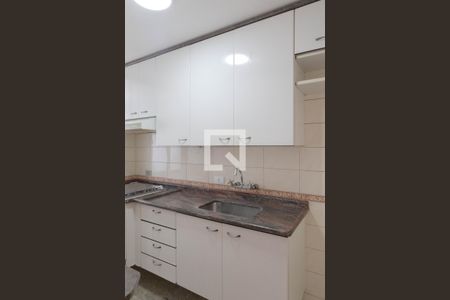 Cozinha de apartamento à venda com 3 quartos, 80m² em Vila Rosalia, Guarulhos