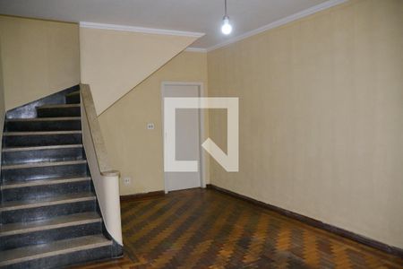 Casa à venda com 124m², 2 quartos e 1 vagaSala