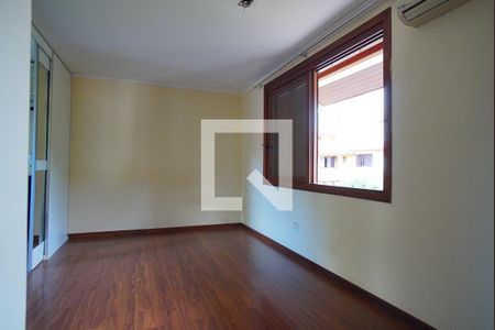 Suíte de casa à venda com 3 quartos, 227m² em Boa Vista, Porto Alegre