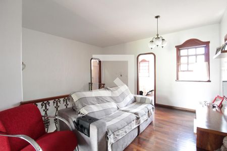 Sala de TV de casa para alugar com 4 quartos, 326m² em Castelo, Belo Horizonte