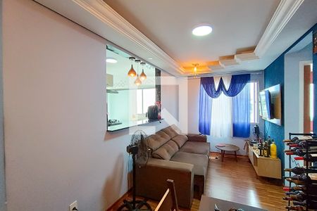 Sala de apartamento para alugar com 2 quartos, 55m² em Vila Urupês, Suzano