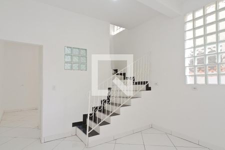 Sala de casa para alugar com 2 quartos, 100m² em Jardim Peri, São Paulo