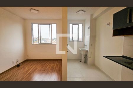 Apartamento à venda com 38m², 2 quartos e sem vagaSala / Cozinha