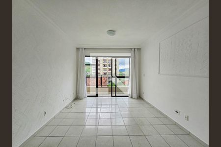 Sala de apartamento para alugar com 2 quartos, 85m² em Jardim Las Palmas, Guarujá