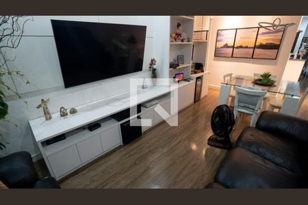 Sala de apartamento para alugar com 2 quartos, 70m² em Santa Rosa, Niterói