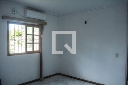 Sala de casa à venda com 3 quartos, 100m² em Vila São José, Porto Alegre