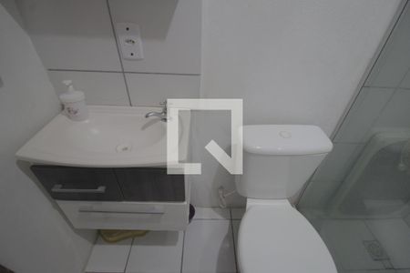 Banheiro de apartamento à venda com 2 quartos, 37m² em Rio Branco, Canoas