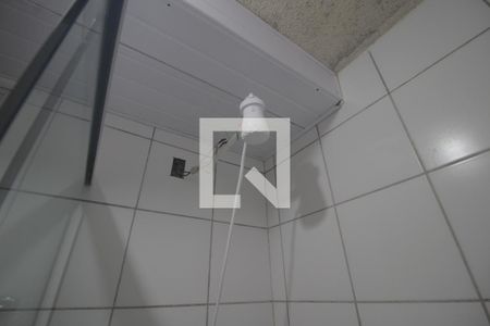 Banheiro de apartamento à venda com 2 quartos, 37m² em Rio Branco, Canoas