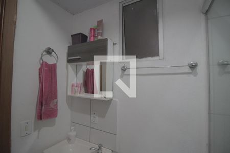 Banheiro de apartamento à venda com 2 quartos, 37m² em Rio Branco, Canoas