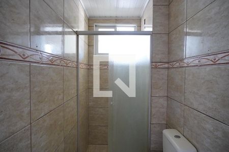 Banheiro de apartamento para alugar com 2 quartos, 52m² em Santa Rosa de Lima, Porto Alegre