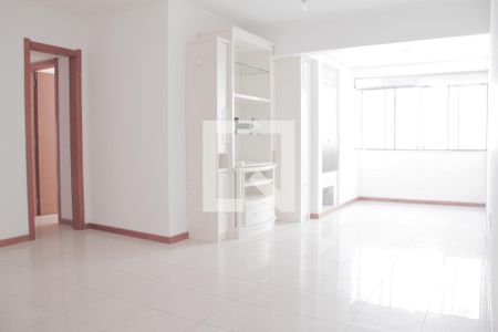 Sala de apartamento para alugar com 3 quartos, 70m² em Menino Deus, Porto Alegre