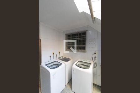 Studio para alugar com 40m², 1 quarto e sem vaga Studio para alugar com 40m², 1 quarto e sem vagaÁrea Comum - lavanderia