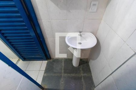 Studio para alugar com 40m², 1 quarto e sem vaga Studio para alugar com 40m², 1 quarto e sem vagaBanheiro