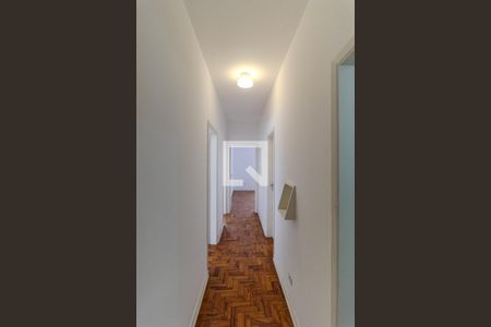 Corredor de apartamento para alugar com 3 quartos, 142m² em Santa Cecília, São Paulo