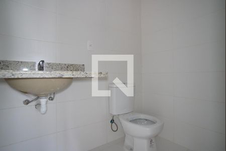 Banheiro Corredor de apartamento para alugar com 1 quarto, 48m² em Passo D’areia, Porto Alegre