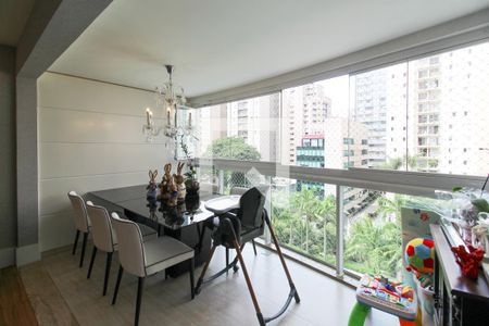 Varanda  de apartamento à venda com 2 quartos, 93m² em Vila Olímpia, São Paulo