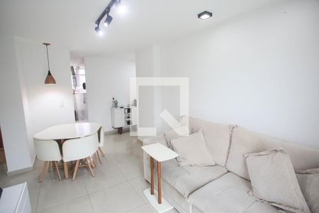 Sala de apartamento à venda com 2 quartos, 58m² em Taquara, Rio de Janeiro