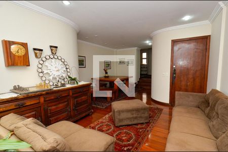 Sala de estar de apartamento para alugar com 4 quartos, 225m² em Funcionários, Belo Horizonte