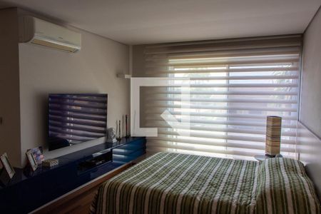 Casa de condomínio à venda com 240m², 2 quartos e 4 vagas Casa de condomínio à venda com 240m², 2 quartos e 4 vagasSUITE 2