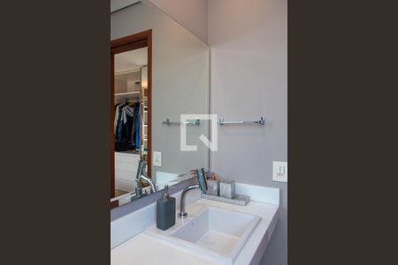 Casa de condomínio à venda com 240m², 2 quartos e 4 vagas Casa de condomínio à venda com 240m², 2 quartos e 4 vagasBANHEIRO 2 DA SUITE 2