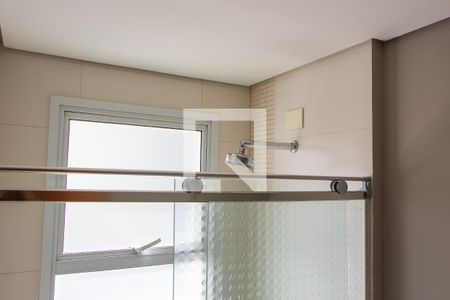 Casa de condomínio à venda com 240m², 2 quartos e 4 vagas Casa de condomínio à venda com 240m², 2 quartos e 4 vagasBANHEIRO DA SUITE 1