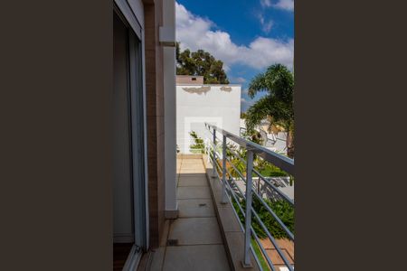 Casa de condomínio à venda com 240m², 2 quartos e 4 vagas Casa de condomínio à venda com 240m², 2 quartos e 4 vagasSACADA DA SUITE 1