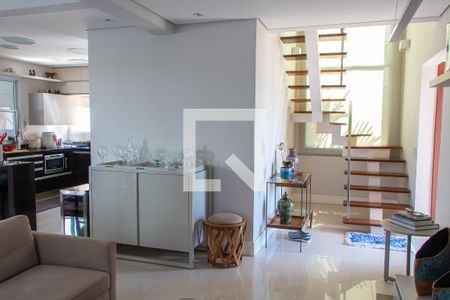 SALA de casa de condomínio para alugar com 2 quartos, 240m² em Parque Taquaral, Campinas