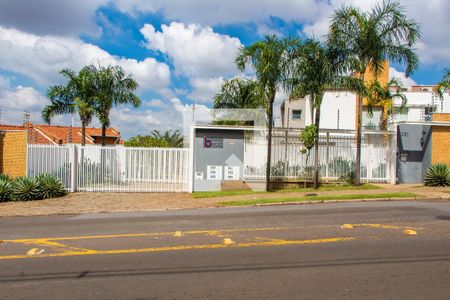 Casa de condomínio à venda com 240m², 2 quartos e 4 vagas Casa de condomínio à venda com 240m², 2 quartos e 4 vagasFACHADA DO CONDOMINIO